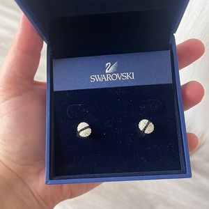 Swarovski Earrings black and white